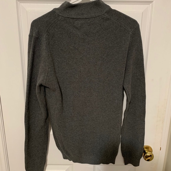 2 Le Chateau Sweaters - Picture 2 of 6